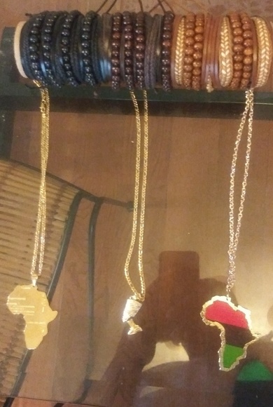 Lanre Collection Other - "It's A Vibe" Bracelt Charms & Pendants Bundle